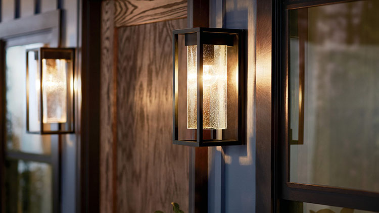 Modern exterior light fixture